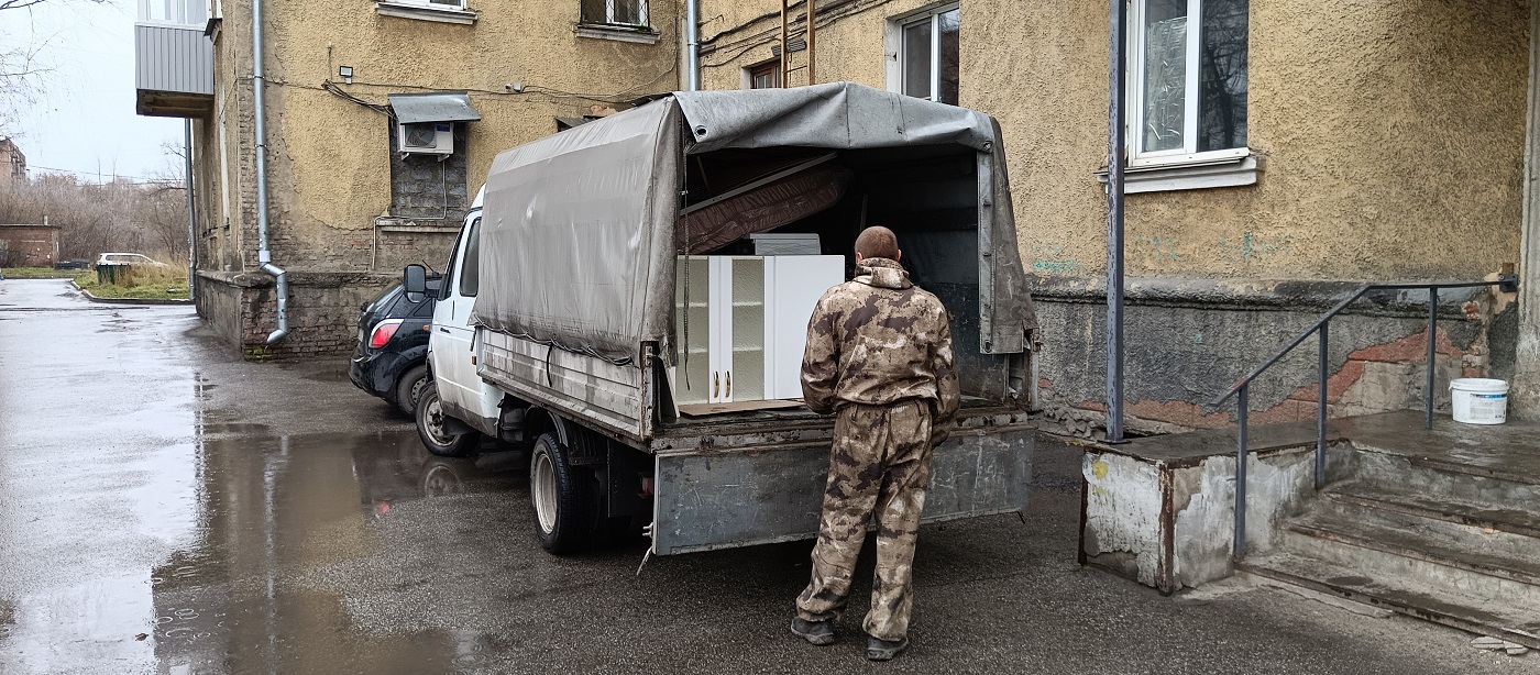 Где заказать грузчиков в Сахе